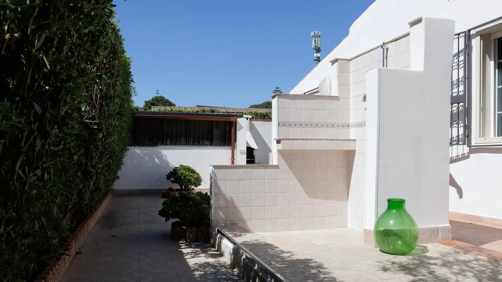 Villa Magnolia Con Piscina Ad Uso Privato Fontane Bianche 0*,  Italien